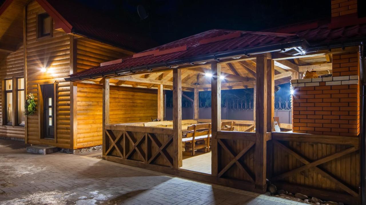 Villa Bambetli à Tatariv Extérieur photo